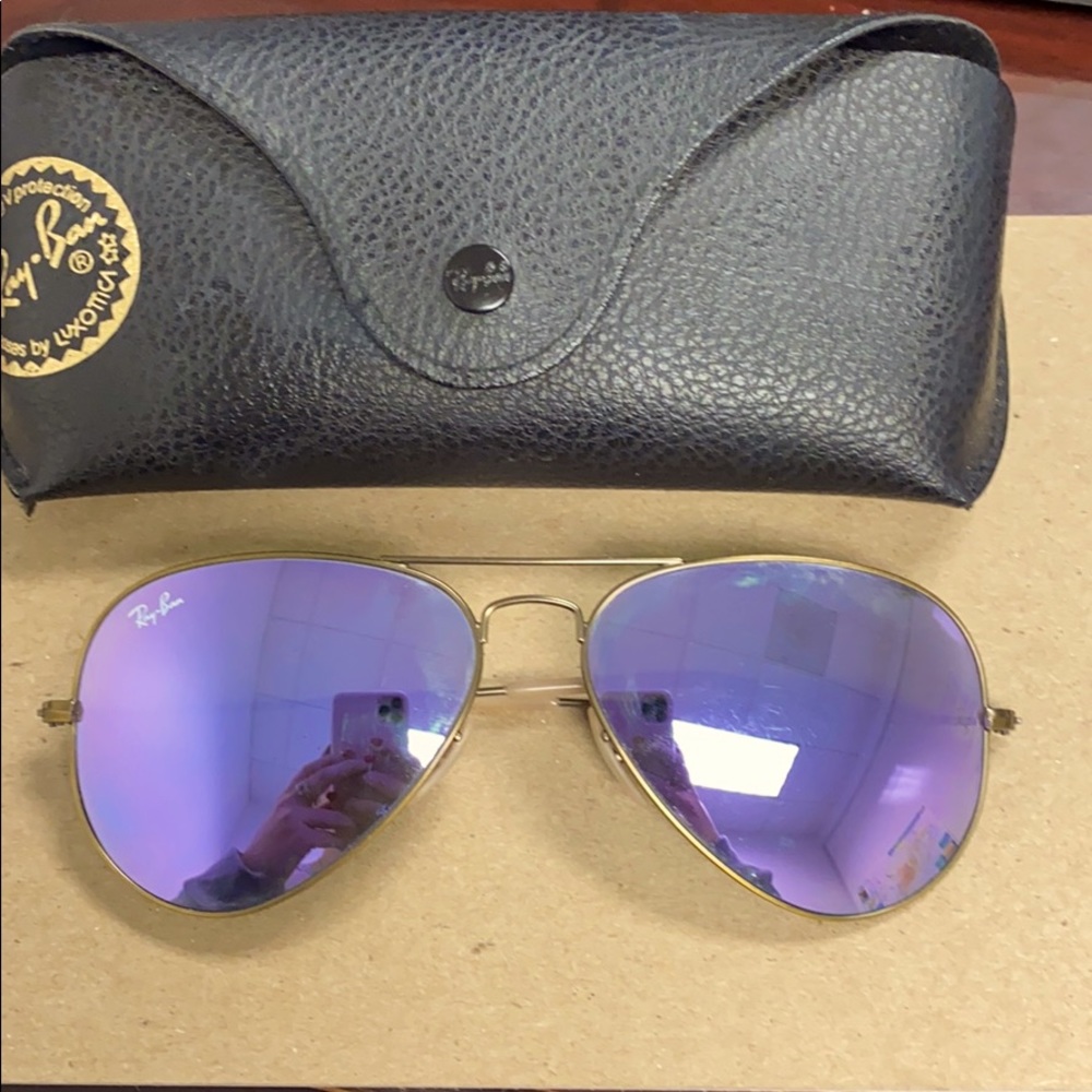 Ray-Ban Classic Aviators - Purple mirrored